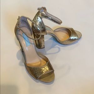 Betsey Johnson Calie Gold heels